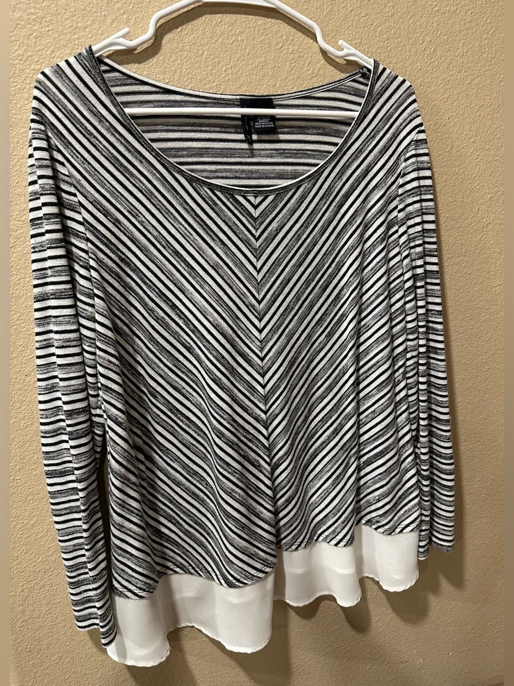 Black & White Striped Blouse Women’s Petite XL